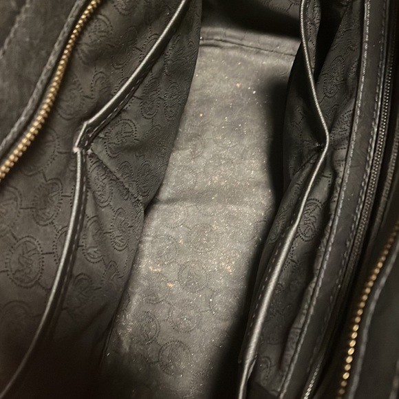 Michael Kors Leather Purse Cross Body or Hand Bag - Picture 14 of 16